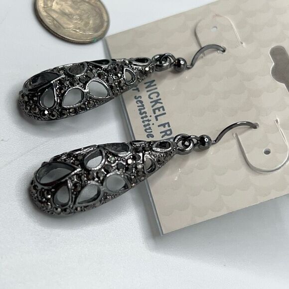 Dress Barn Antique Silver Grey Crystal Drop Earrings - Picture 5 of 6